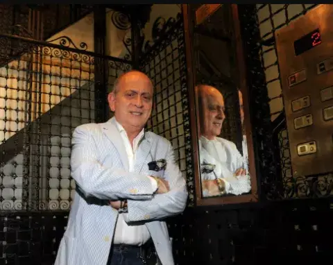 chiche Gleblung en el ascensor