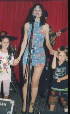 Gilda y sus hijos en el escenario Gilda y sus hijos en el escenario