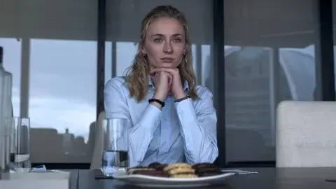 Foto de Sophie Turner en El robo. Foto de Sophie Turner en El robo.