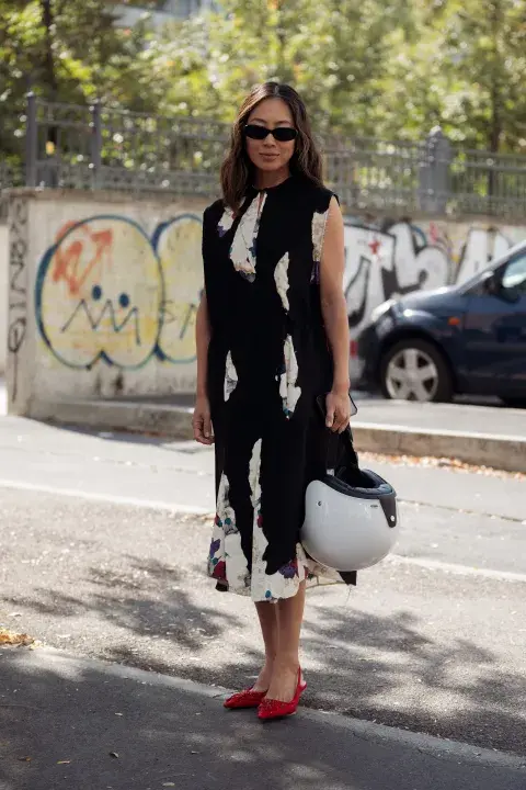 El vestido midi es tendencia esta primavera verano 2026 El vestido midi es tendencia esta primavera verano 2026