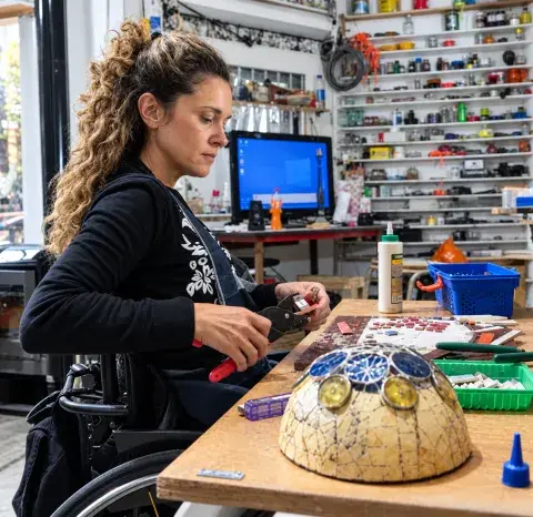 Arte en las veredas: un proyecto que busca una ciudad más accesible Arte en las veredas: un proyecto que busca una ciudad más accesible