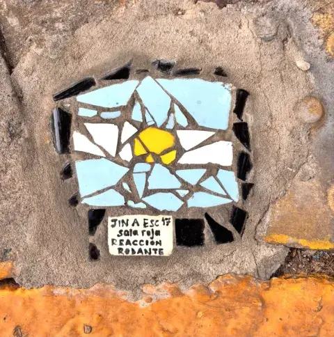 Arte en las veredas: un proyecto que busca una ciudad más accesible Arte en las veredas: un proyecto que busca una ciudad más accesible