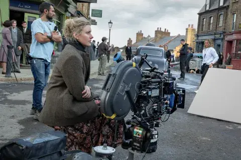 Greta Gerwig en el rodaje de la película Narnia. Greta Gerwig en el rodaje de la película Narnia.