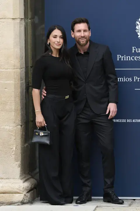 Lionel Messi y Antonela Roccuzzo en España el 22 de octubre de 2026.