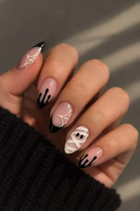 Uñas de de halloween- momia y sangre negra Uñas de de halloween- momia y sangre negra