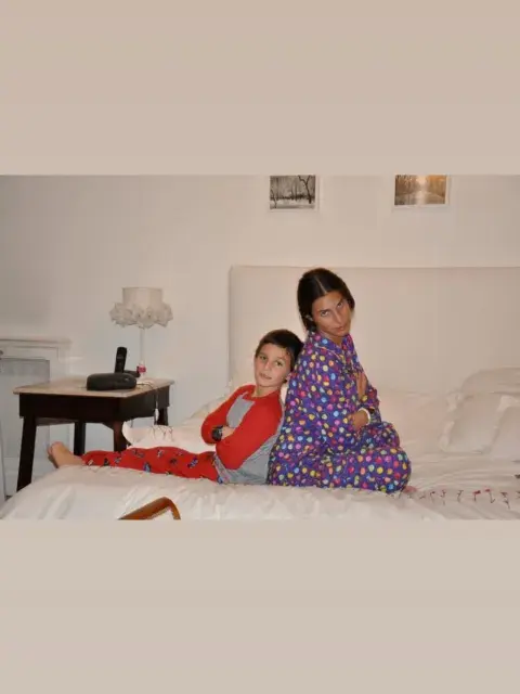 Valentín Yankelevich y su madre Romina Yan. Valentín Yankelevich y su madre Romina Yan.