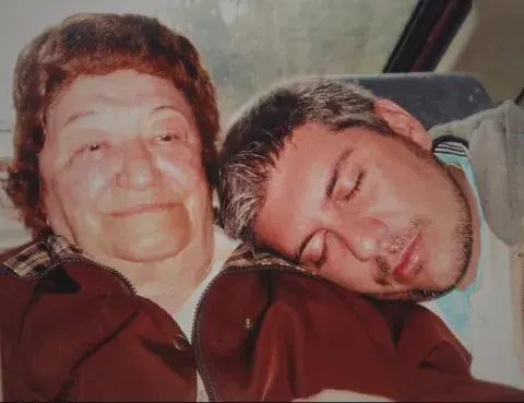 Imagen de la serie documental La masacre de Flores. Imagen de la serie documental La masacre de Flores.