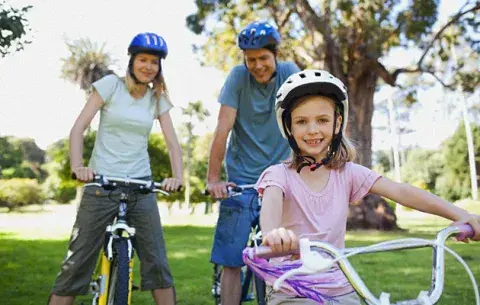 Es importante transmitirle a los chicos el impacto cero que genera la bicicleta en la naturaleza Es importante transmitirle a los chicos el impacto cero que genera la bicicleta en la naturaleza