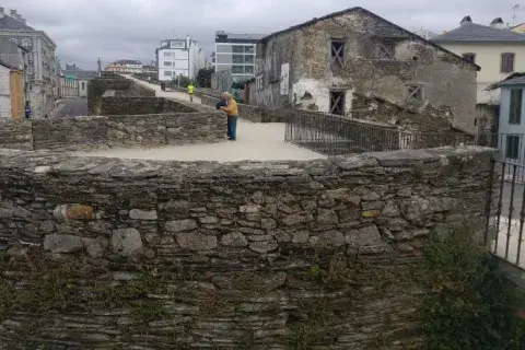 VV VV