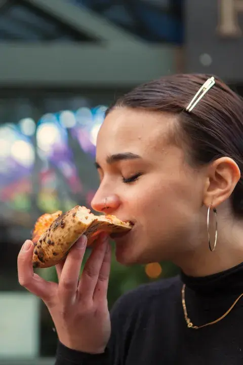 En Francisca del Fuego, además de la clásica Margherita, no te pierdas la opción vegana En Francisca del Fuego, además de la clásica Margherita, no te pierdas la opción vegana