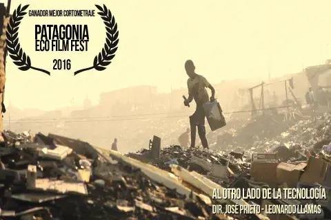 Al otro lado de la tecnología - Ganador Mejor Cortometraje Competencia Oficial. Al otro lado de la tecnología - Ganador Mejor Cortometraje Competencia Oficial.