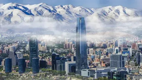 El joven distrito, con el protagonismo de la Gran Torre Santiago El joven distrito, con el protagonismo de la Gran Torre Santiago