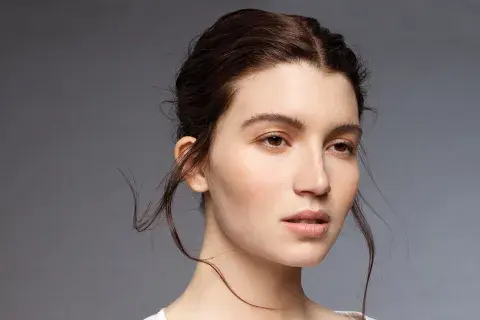 Maquilló Jazmín Calcarami con productos Maybelline NY. Peinó Jésica Báez para JC Agency con productos Algaparf Milano. Maquilló Jazmín Calcarami con productos Maybelline NY. Peinó Jésica Báez para JC Agency con productos Algaparf Milano.