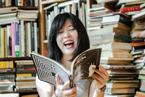 Malena Higashi, 31 años, periodista: "Soy nieta de japoneses que, como muchos de los inmigrantes radicados en Buenos Aires, tuvieron tintorerías. Fui a Japón dos veces y a partir de esos viajes empecé a buscar sus retazos en la ciudad. Recientemente se inauguró la nueva sede de Casa Japonesa" Malena Higashi, 31 años, periodista: "Soy nieta de japoneses que, como muchos de los inmigrantes radicados en Buenos Aires, tuvieron tintorerías. Fui a Japón dos veces y a partir de esos viajes empecé a buscar sus retazos en la ciudad. Recientemente se inauguró la nueva sede de Casa Japonesa"