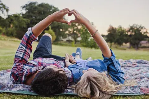 ¿Formás parte de una parejas simbióticas? ¿Formás parte de una parejas simbióticas?