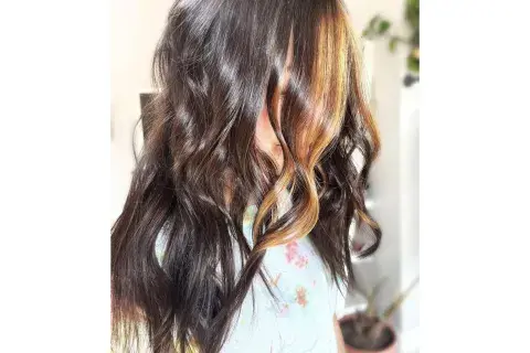 Mechón sobresaliente. Instagram/@stevi.couragehair Mechón sobresaliente. Instagram/@stevi.couragehair