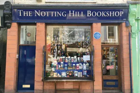 The Notting Hill Bookshop es la librería icónica de este mercado. Pero no te confundas: ¡No te va a atender Hugh Grant, eh! The Notting Hill Bookshop es la librería icónica de este mercado. Pero no te confundas: ¡No te va a atender Hugh Grant, eh!