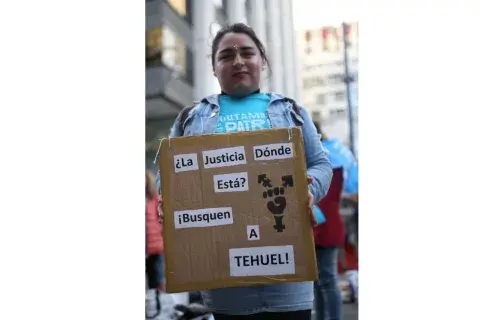 "¿La justicia dónde está?". Foto: Josefina Nicolini "¿La justicia dónde está?". Foto: Josefina Nicolini