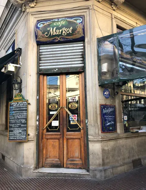 Café Margot, un clásico de Boedo Café Margot, un clásico de Boedo
