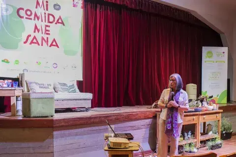 Ana Lía Aguado recomienda la alimentación alcalina Ana Lía Aguado recomienda la alimentación alcalina