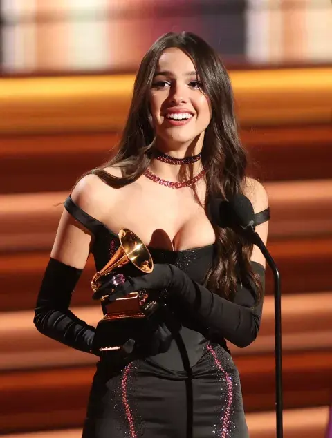 Olivia Rodrigo Olivia Rodrigo