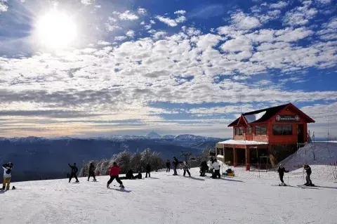 Chapelco entre el cielo y la nieve