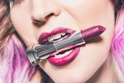 La técnica Lip Ombré crea un efecto de alto impacto para los labios La técnica Lip Ombré crea un efecto de alto impacto para los labios