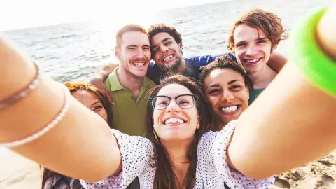 Las redes que conectan desconocidos para emprender un viaje en conjunto, como Viajeros Unidos, están en auge