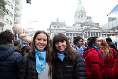 Hoy se define la votación a medianoche. Hoy se define la votación a medianoche.