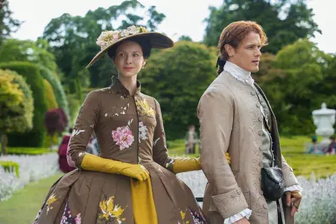 Caitriona Balfe como Claire. Outlander. FOX+ Caitriona Balfe como Claire. Outlander. FOX+