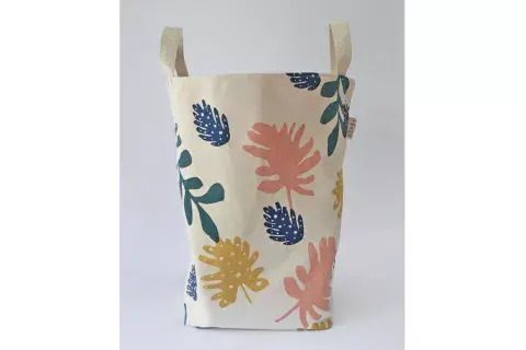 Contenedor XL estampado, Depôt, $600 Contenedor XL estampado, Depôt, $600