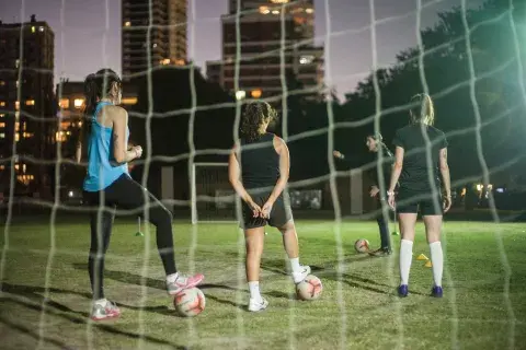 FútbolFit, sus ventajas y las diferencias con el fútbol femenino