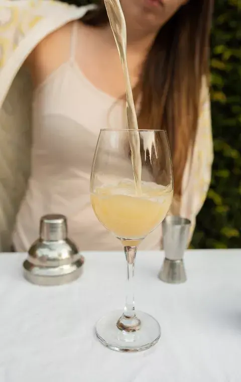 Té & Compañía nos acerca una receta de Gin tónic de Viajá Chai y naranja que es una delicia Té & Compañía nos acerca una receta de Gin tónic de Viajá Chai y naranja que es una delicia