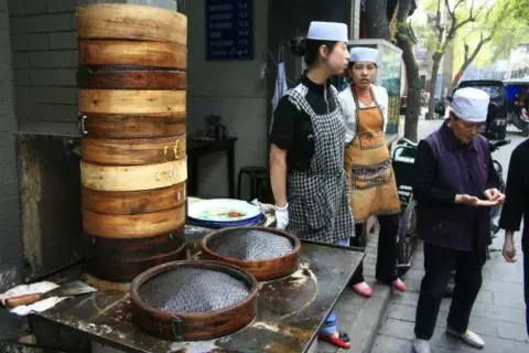 Dumplineras en China. Foto: Magia en el Camino Dumplineras en China. Foto: Magia en el Camino