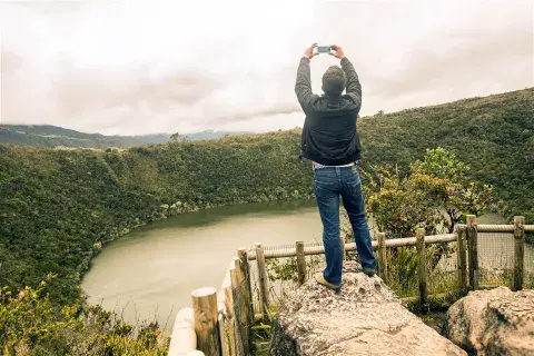 La Laguna de Guatavita inspiró la leyenda de El Dorado La Laguna de Guatavita inspiró la leyenda de El Dorado