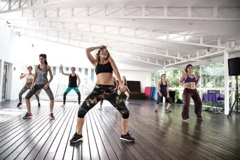 ¡Con Dafne Schilling vamos a mover el esqueleto! ¡Con Dafne Schilling vamos a mover el esqueleto!