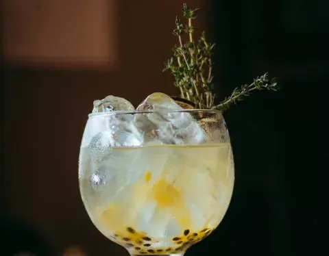 Gin tonics tirados de autor. Foto: Growlers Gin tonics tirados de autor. Foto: Growlers