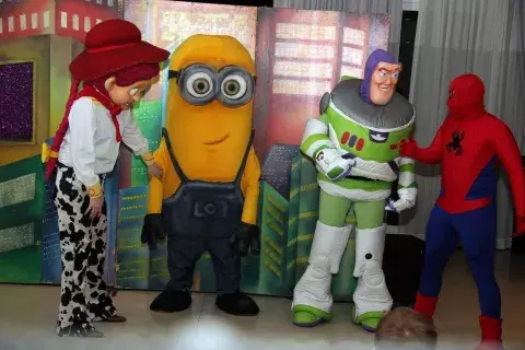 Animaciones con onda para el cumpleaños de los chicos Animaciones con onda para el cumpleaños de los chicos