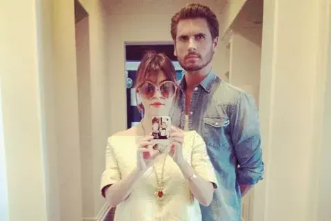 Scott Disick y Kourtney Kardashian comparten su amor con sus fans en Instagram Scott Disick y Kourtney Kardashian comparten su amor con sus fans en Instagram
