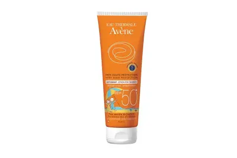 Solar en leche para niños con SPF 50+, Avene, $470