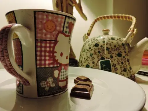 Chocolate y té tibio Chocolate y té tibio