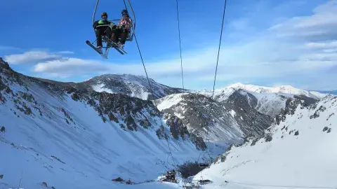La abundante nieve en polvo augura una temporada hasta el 16 de octubre