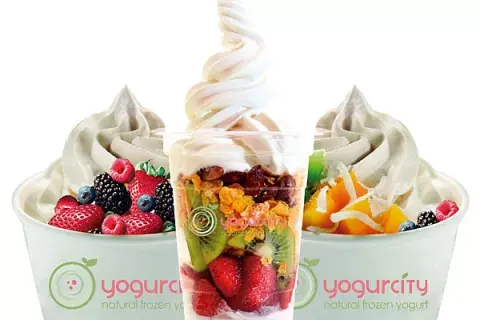 Yoghurtcity ofrece doce gustos diferentes para elegir Yoghurtcity ofrece doce gustos diferentes para elegir