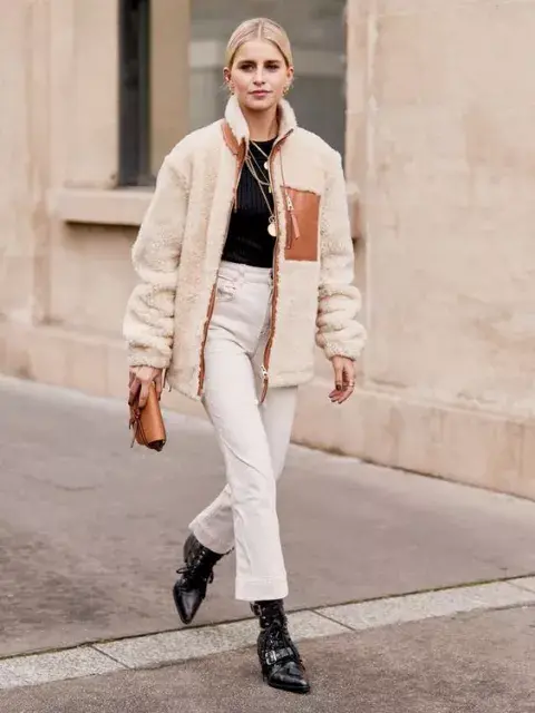 Campera con cierre y combinada con cuero Campera con cierre y combinada con cuero