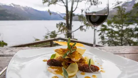 Más de 80 establecimientos serán parte del circuito gastronómico en Bariloche Más de 80 establecimientos serán parte del circuito gastronómico en Bariloche