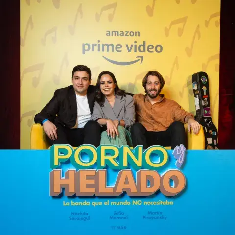 El trío protagónico: Martín Piroyansky, Ignacio Saralegui y Sofía Morandi. Foto gentileza de Amazon Prime Video El trío protagónico: Martín Piroyansky, Ignacio Saralegui y Sofía Morandi. Foto gentileza de Amazon Prime Video