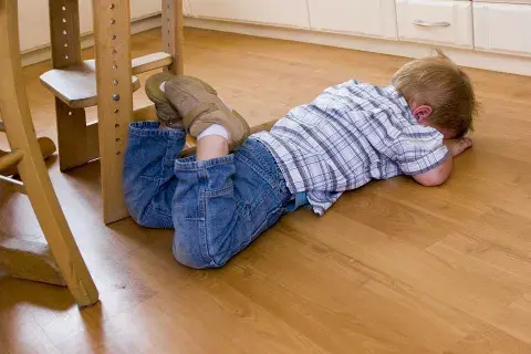 Pueden aparecer en cualquier momento y lugar. Es importante sentir empatía con el chico para poder ayudarlo Pueden aparecer en cualquier momento y lugar. Es importante sentir empatía con el chico para poder ayudarlo