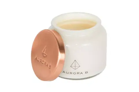 Vela aromática para el hogar (Aurora B, $380)