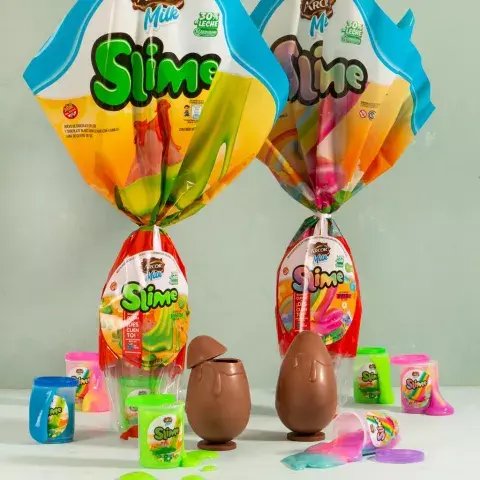 Slime bicolor y Slime inspirado en lava volcánica; cuestan $1400