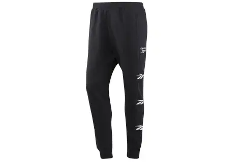 Pantalón jogger, de algodón y con toda la onda para papás cancheros (Reebok, $1249).